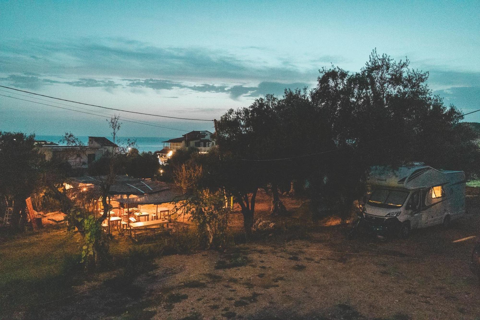 Olive Camping Himare Exterior photo